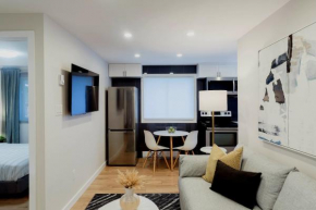 Modern, Luxurious Apartment near Downtown Ottawa